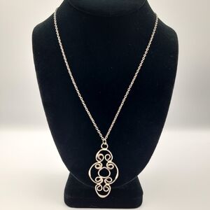 Silver Swirl Pendant Necklace